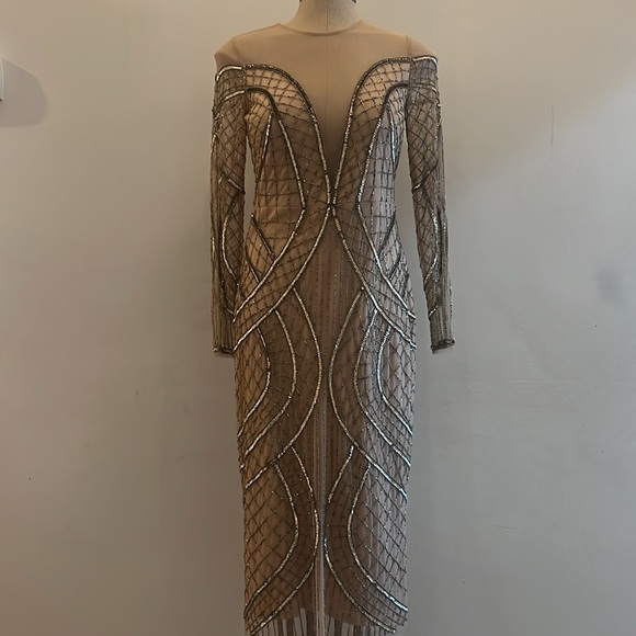 Aidan Mattox beaded illusion deep V-Neckline long sleeve midi dressy dress - Picture 4 of 11